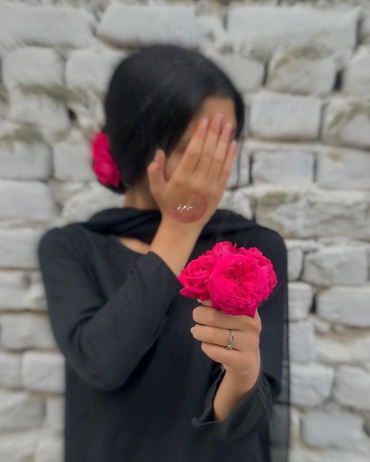 Beautiful hijab girl photo