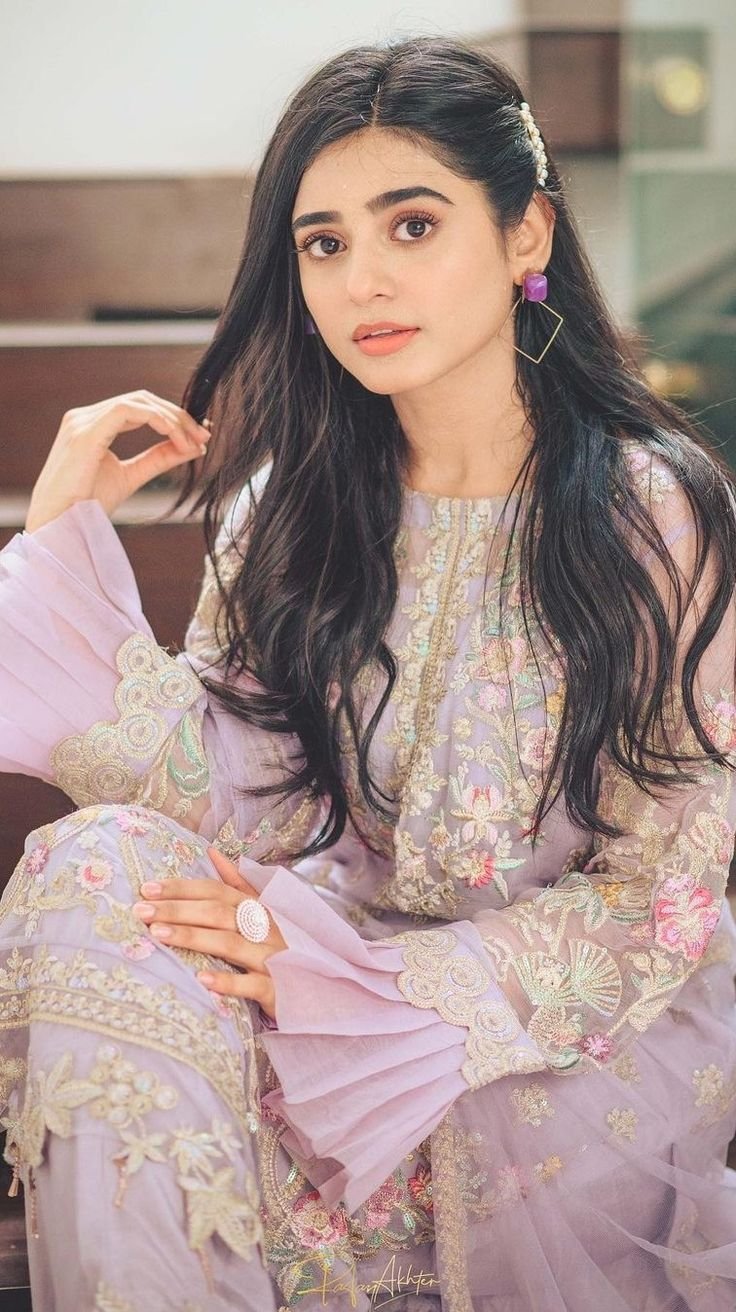 Cute girl Pic Cartoon