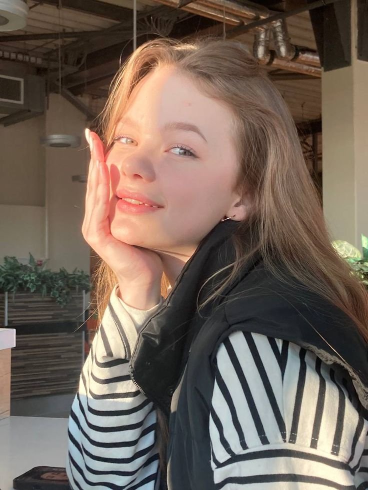 Cute girl pic for dp instagram stylish 1