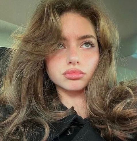 Cute girl pic for dp instagram