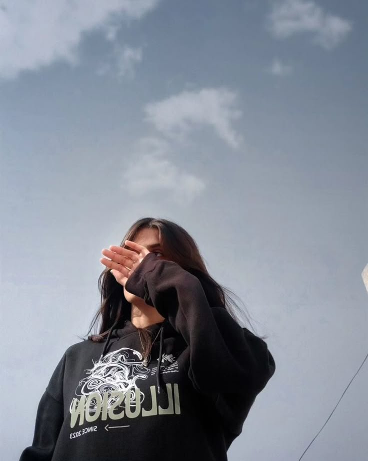 Cute hidden face dp for girls 1