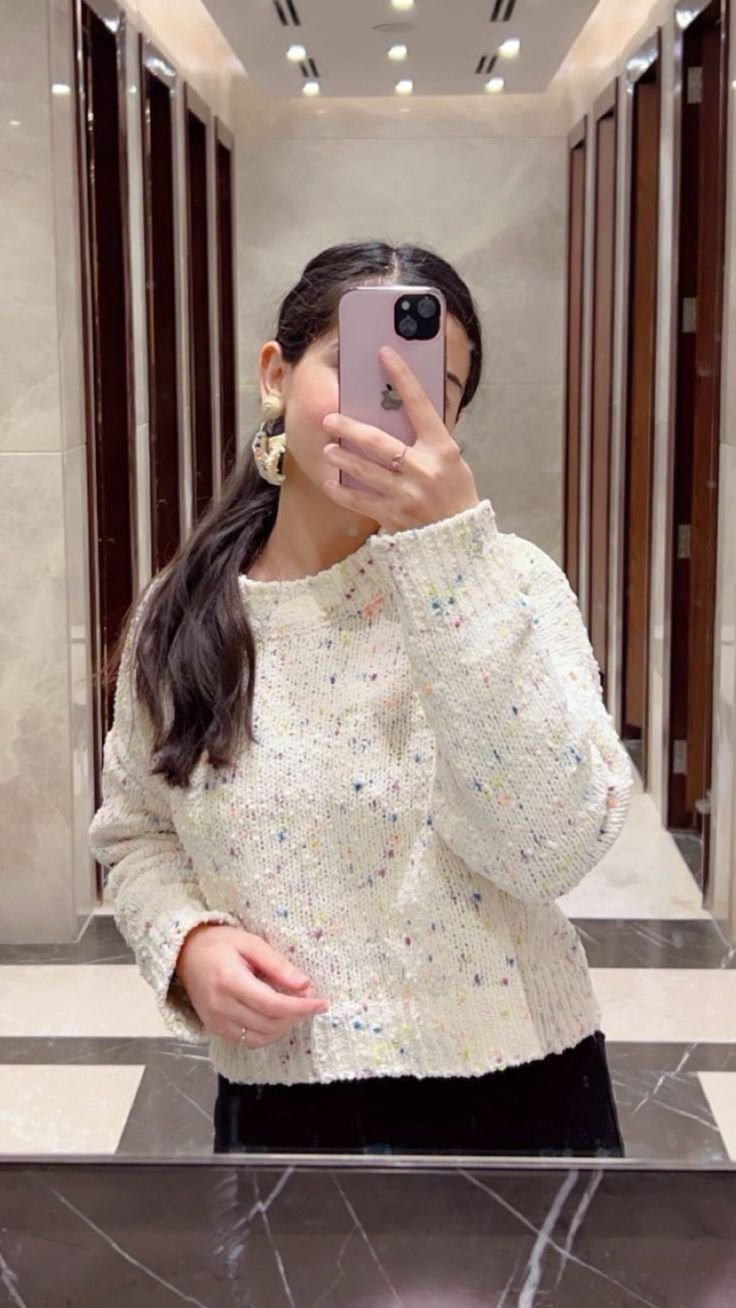 Girl Pic simple Girl Pic simple