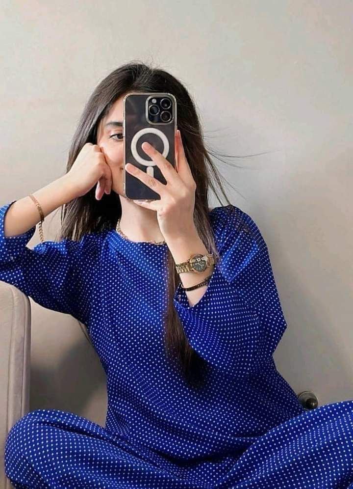 Girl Pic simple_1 Girl Pic simple 1