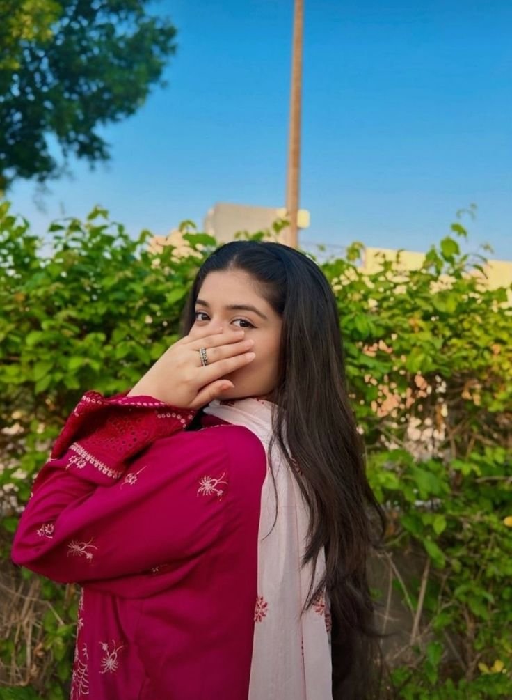 Hidden face dp for girls cartoon 1