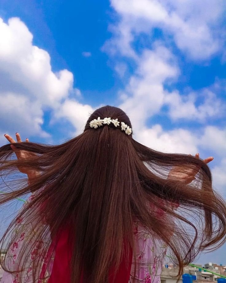 Hidden face girl pic online 1