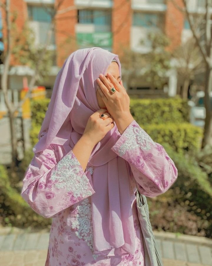 Hijab girl Dp for Instagram (1)