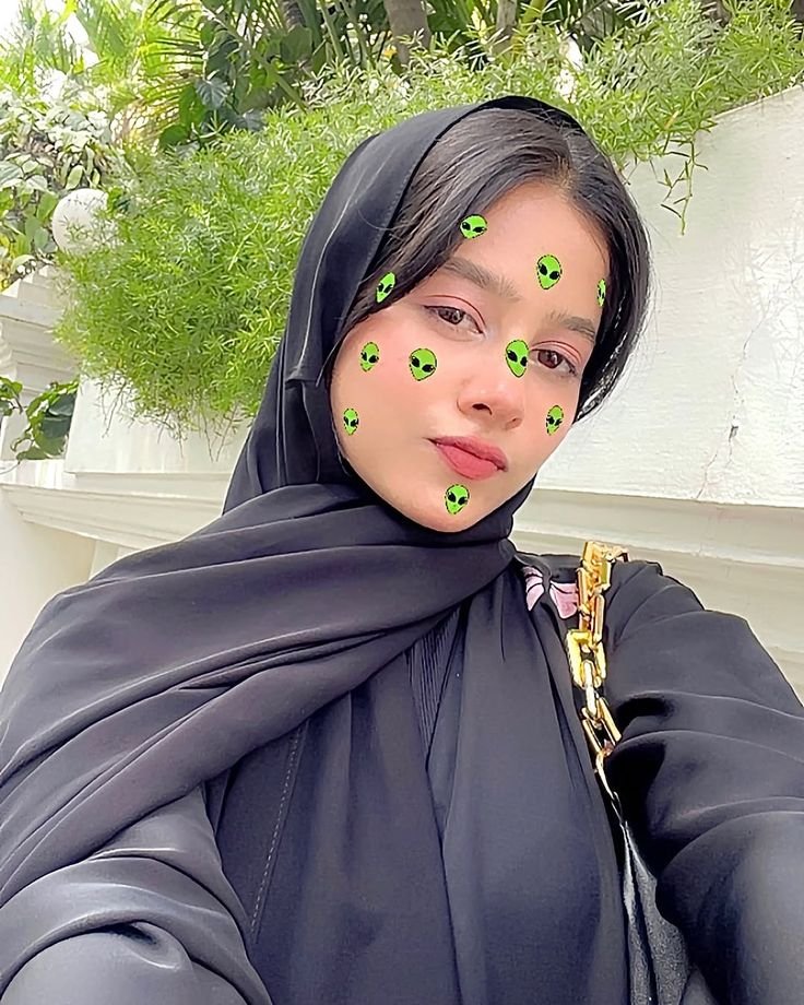 Hijab girl Dp for Instagram 3