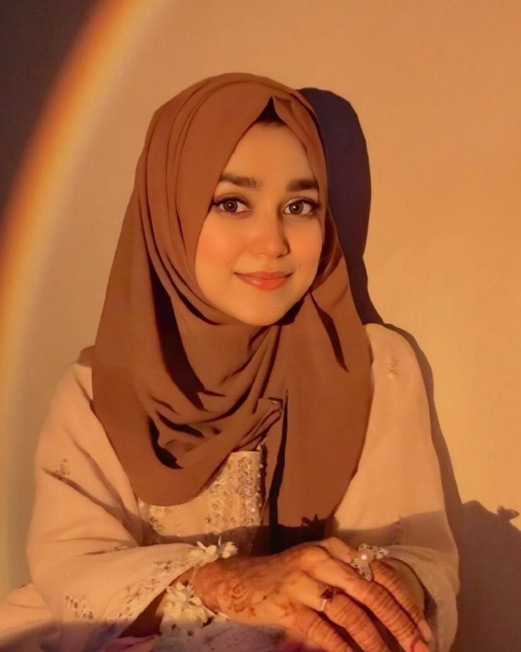 Hijab girl Pic for Profile 1