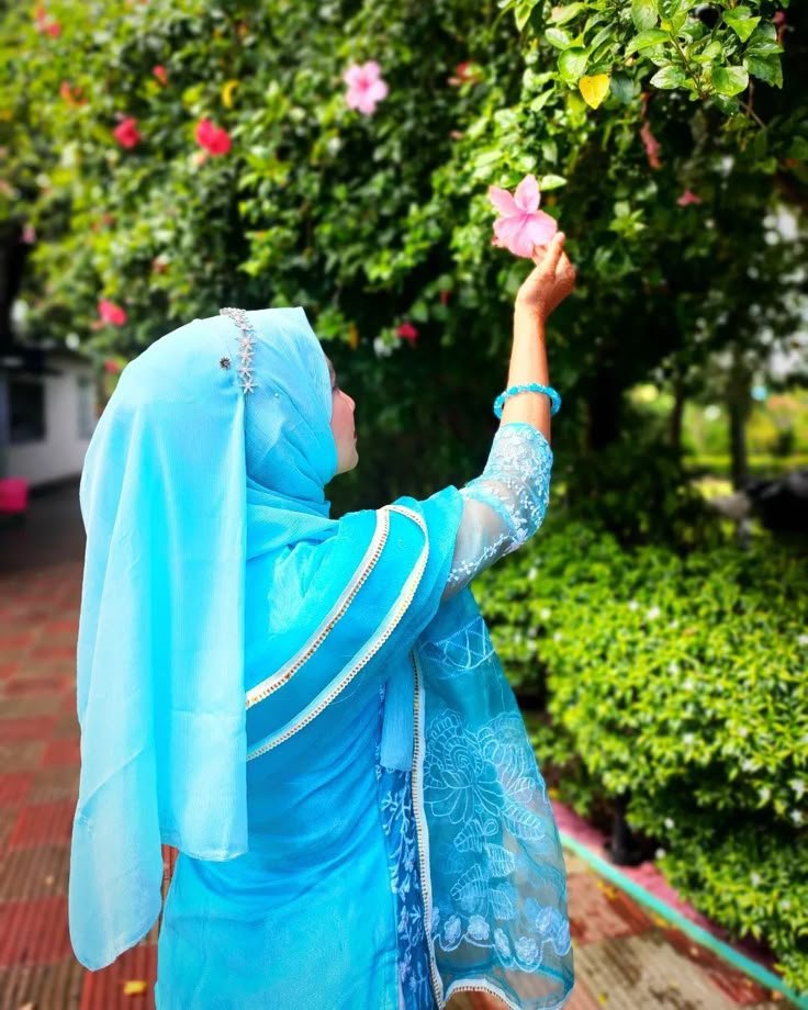 Hijab girl dp hidden face 1 (1)