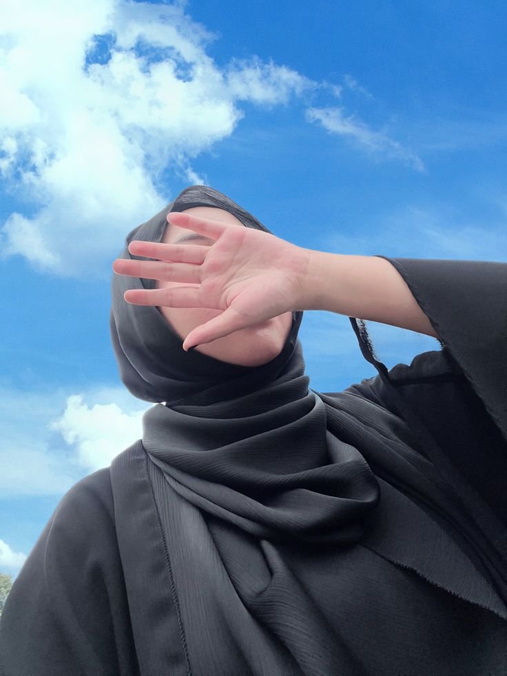 Hijab girl photo cartoon 1