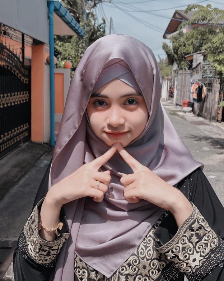 Hijab girl photo download 1